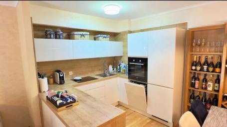 Prodaja, Stan, 86m2 , BECICI