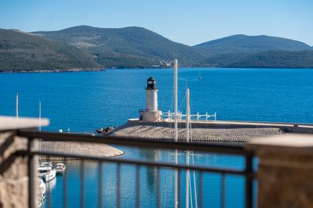 Prodaja, Stan, 113m2 , Tivat