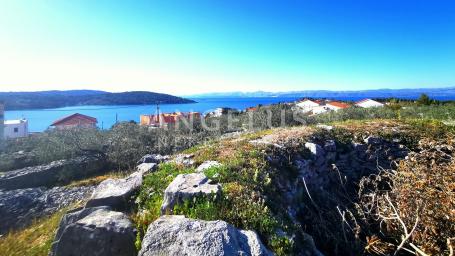 Šolta, Nečujam - građ. zemljište sa pogledom na more, 5100 m2