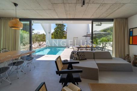 Brač - Luksuzna moderna vila s bazenom, saunom i pogledom na more, 366 m2
