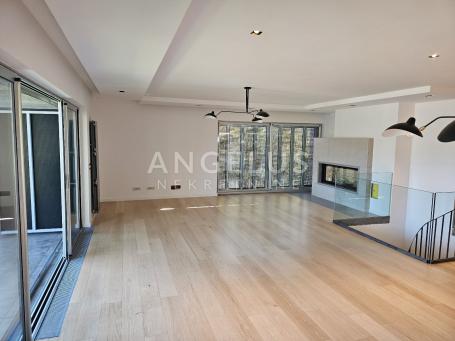 Zagreb, Gornje Prekrižje - luksuzni dvoetažni stan 320m2 s vrtom i garažom