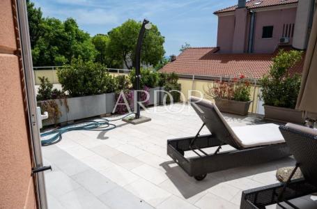 Novi Vinodloski, apartman 50m od mora!