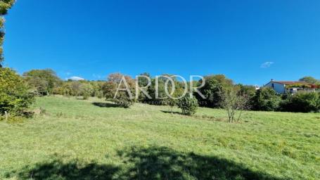 Čavle, veliko građevinsko zemljište, 5300 m2