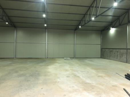 ZEMUN UGRINOVCI 250m2 , 10ari ,850e