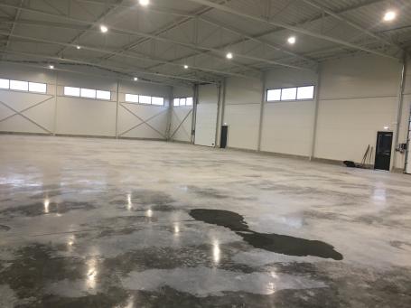 PALILULA BORCA 550m2 , 2500e