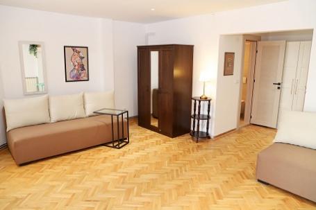 STARI GRAD SKADARLIJA 100m2 , 1200e