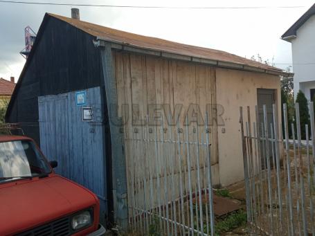 Izdavanje - stan u Kragujevcu, naselje Mala Vaga, 48 m2, 