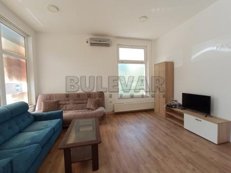 Izdaje se jednoiposoban stan na Paliluli, 35m2