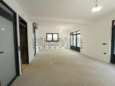 Izdaje se prizemlje kuće u Duvaništu, 70m2
