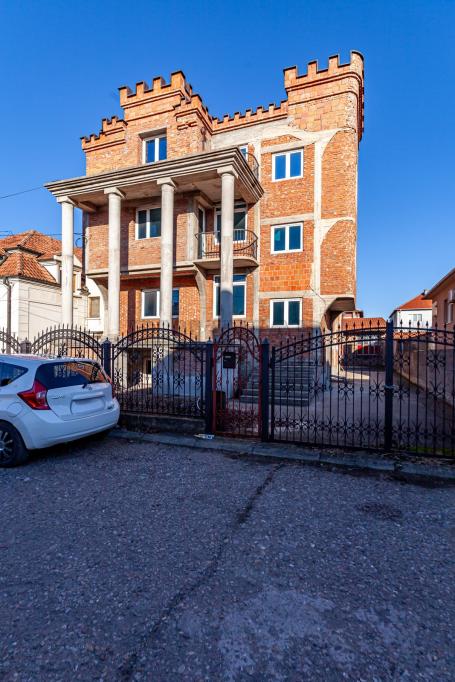 Luksuzna kuća, Durlan
