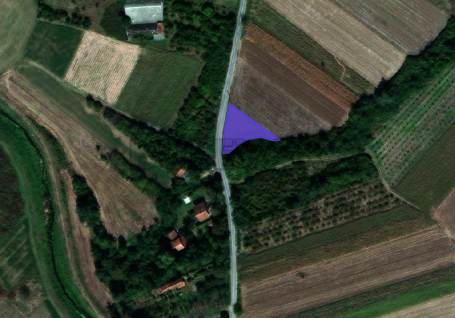 Lep  plac za gradnju, 755m2, na putu Mezgraja-Donja Toponica