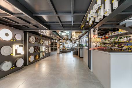 Lokal u centru, 330m2, prizemlje