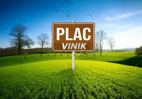 Na prodaju plac na Viniku 1411m2, 10m od asfaltnog puta