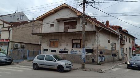 Ekskluzivna prodaja kuće 250m2, Niška ulica