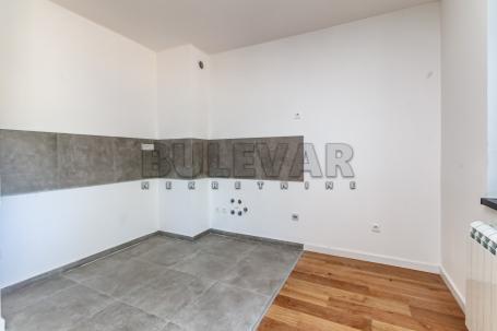 Novogradnja u blizini Apelacionog suda, 91 m2