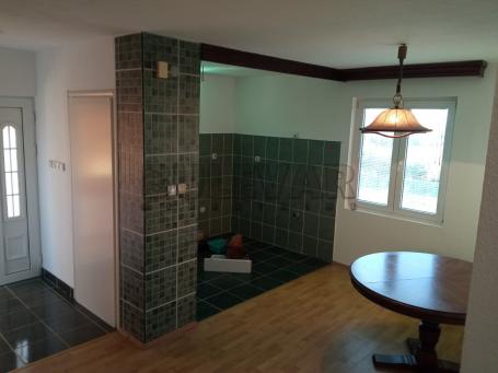 Baljkovac, Kragujevac - kuća 84 m2 u osnovi, na placu 761 m2