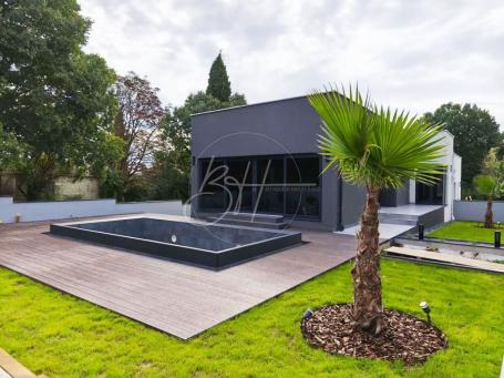 Moderna dvojna vila s bazenom, Barban