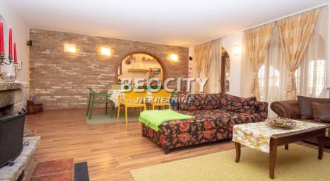 Zemun, Batajnica, Mladih gorana, 6.0, 255m2, 299000EUR