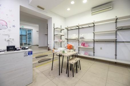Prodaja, Zagreb, Vlaška ulica, poslovni prostor 44,65 m2, prizemlje