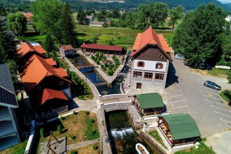 Prodaja, Otočac, Ličko Lešće, hotel 