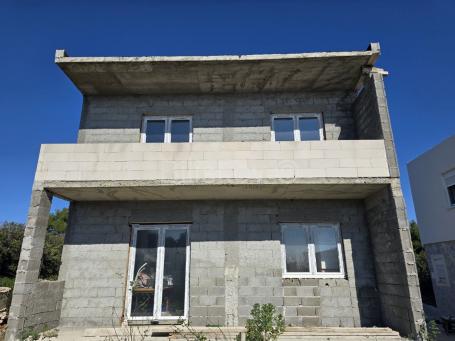 Rogoznica, kuća u izgradnji, prodaja