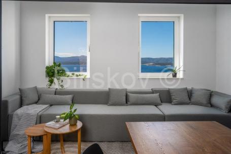 Brač, Murvica stan 36,0 m2, panoramski pogled na more