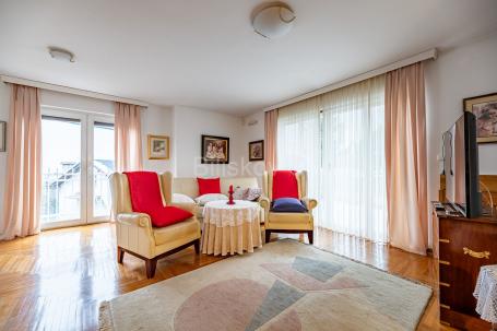 Prodaja, Zagreb, Šestine, lijepa peterosobna dvojna kuća, 4 etaže
