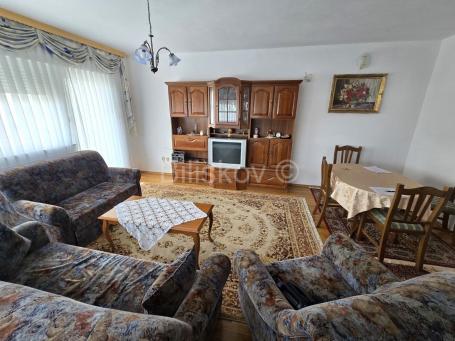 K. Štafilić, prodaja, dvosoban komforan stan cca.81m2