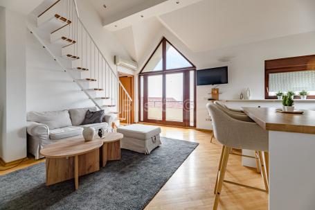 Najam, Zagreb, Maksimir trosoban stan u kući 71,87m2 na drugom katu
