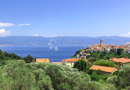 VRBNIK - PANORAMSKI POGLED 200 m OD MORA