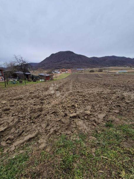 GRAĐEVINSKO ZEMLJIŠTE U ZAVRŠJU PODBELSKOM