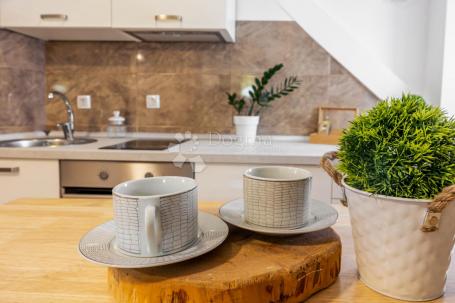 Renovirana kamena kuća u centru Kaštel starog