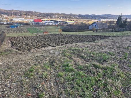 Građevinsko zemljište 1.298m² u Krapini!