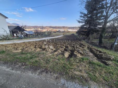 Građevinsko zemljište 1.439m² u Krapini!