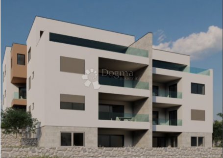 Žaborić - atraktivan trosoban stan 150 m od mora