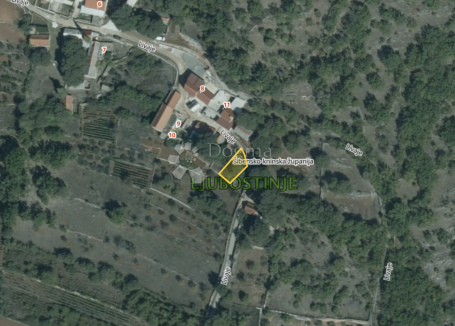 Građevinska parcela od 264 m2
