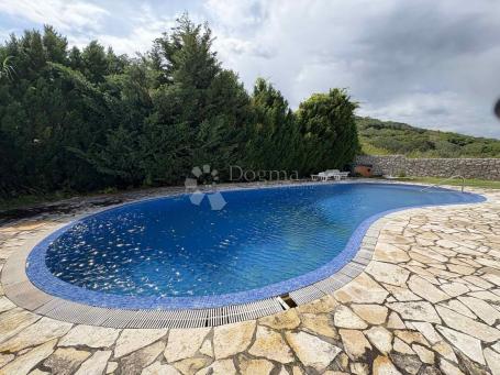 BAŠKA, APARTMAN U PRIZEMLJU