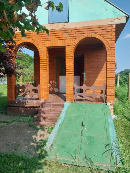 Haus Laslovo, Ernestinovo, 2.351m2
