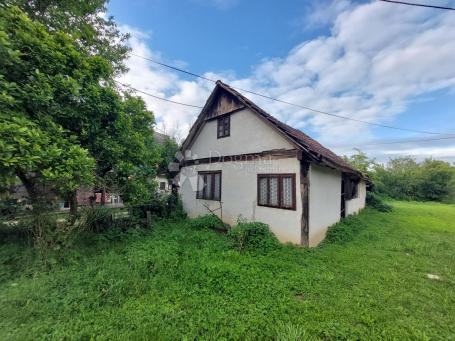 Kuća i zemljište u Čigoču - selo roda - PRILIKA 