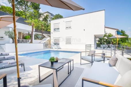 Opatija, centar, kuća s  bazenom  ★★★★★