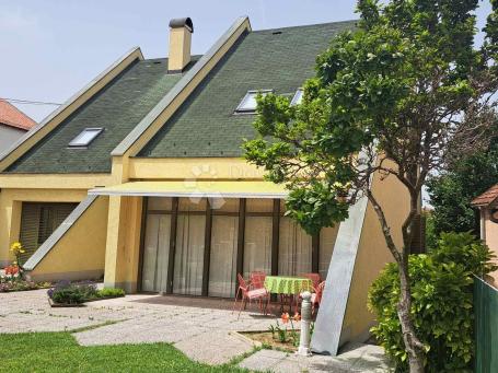 Top ponuda! Svilajnac, dve opremljene kuće na velikom placu