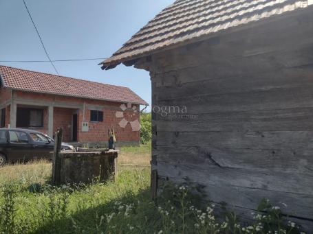 2 odlične kuće, 7Ha, mali raj