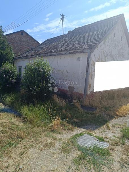 Jedinstvena prilika: 534 m² za novi početak u srcu Baranje