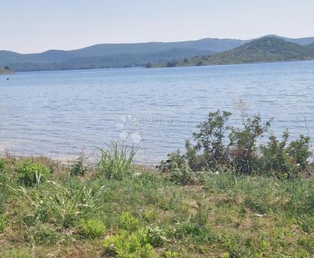 Građevinsko zemljište 50m od mora, Pelješac, hitno!