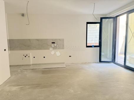 Wohnung Autokomanda, Opština Voždovac, 133m2