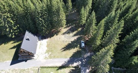 Plac 816m2 za gradnju 3 kuće, Palež - Žabljak