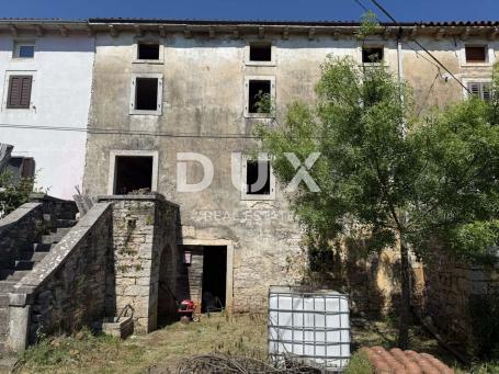 ISTRA, GROŽNJAN - Autentična istarska kuća s dodatnim građevinskim zemljištem