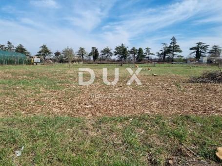 ISTRA, PULA - Građevinsko zemljište u Štinjanu 890 m2