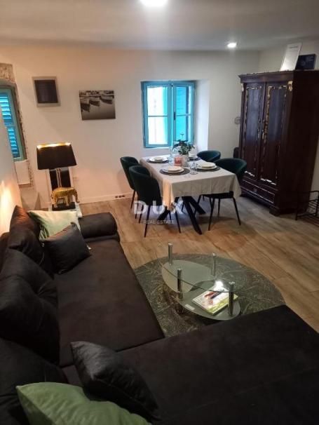 ISTRA, VODNJAN - Adaptirana kuća za odmor s 2 apartmana