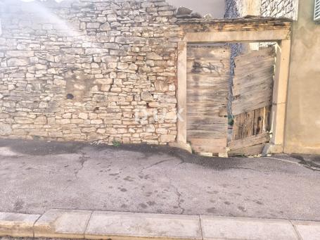 ISTRIEN, VODNJAN - Haus zur Komplettrenovierung
